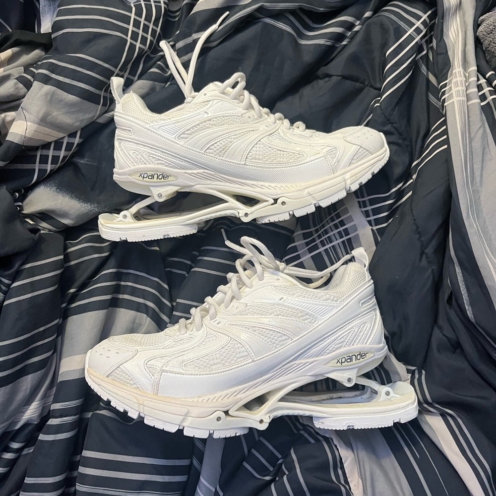 Balenciaga xpander size 8